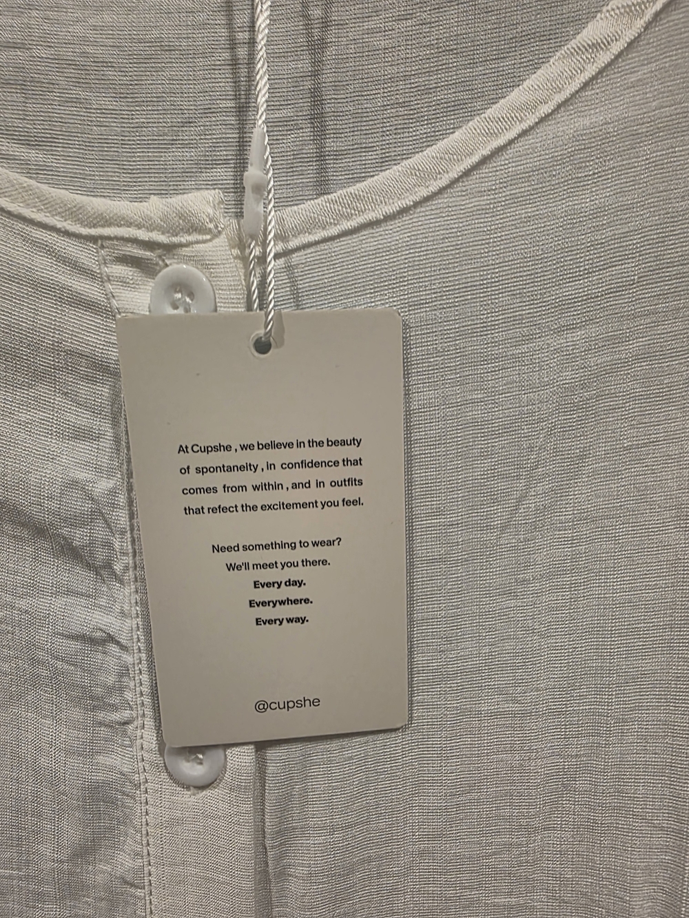 NEW W TAGS Cupshe White Button-Down Tiered Crochet-Trim Bathing Suit Cover Up - Picture 2 of 3